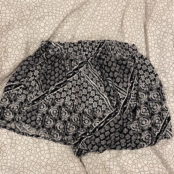 black and white chic, soft, and flowy shorts - Picture 2 of 2